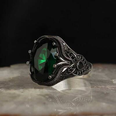 925 Sterling Silver Men's Ring With Green Zircon Stone - 2