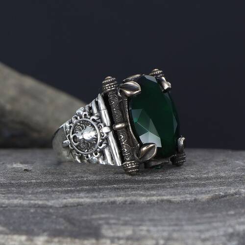 925 Sterling Silver Men's Ring With Green Zircon Stone - 1