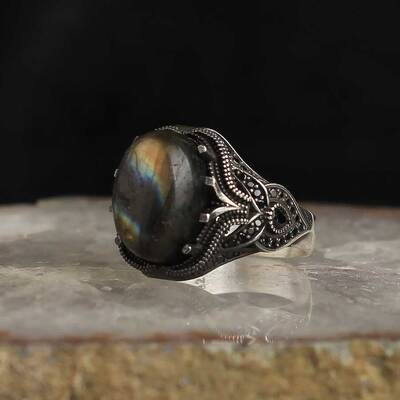 925 Sterling Silver Men's Ring With Labradorite Stone - 2