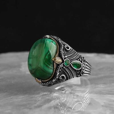 925 Sterling Silver Men's Ring With Malachite Stone - 1