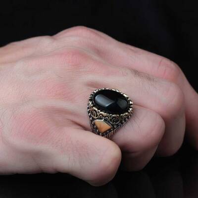 925 Sterling Silver Men's Ring With Onyx Stone - 3