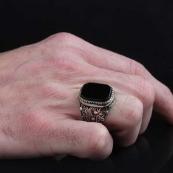 925 Sterling Silver Men's Ring With Onyx Stone - 3