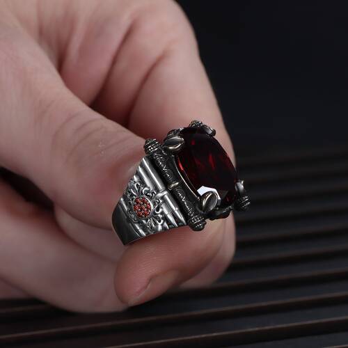 925 Sterling Silver Men's Ring With Red Zircon Stone - 2