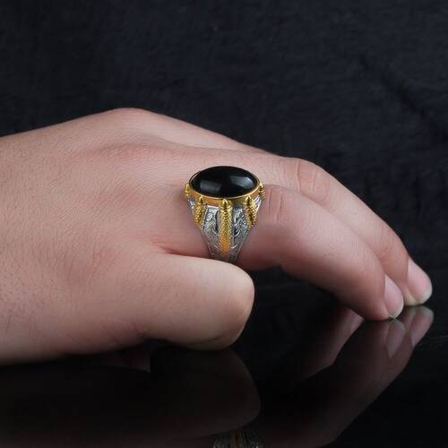 925 Sterling Silver Men's Ring With Rhodium Plated Onyx Stone - 3