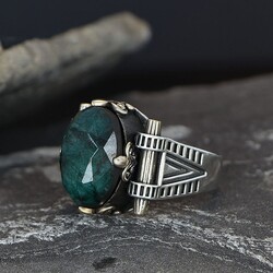 925 Sterling Silver Men's Ring With Semi-Precious Emerald Stone - Luxury Jewelry