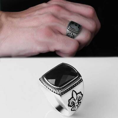 925 Sterling Silver Men's Ring With Zircon Stone - 1