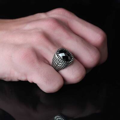 925 Sterling Silver Men's Ring With Zircon Stone - 3