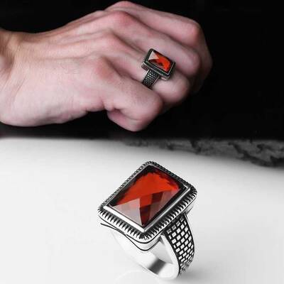 925 Sterling Silver Men's Ring With Zircon Stone - 1