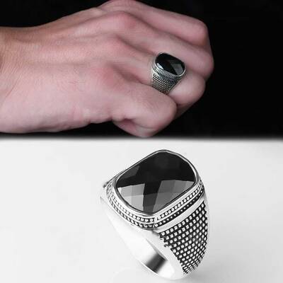 925 Sterling Silver Men's Ring With Zircon Stone - 1