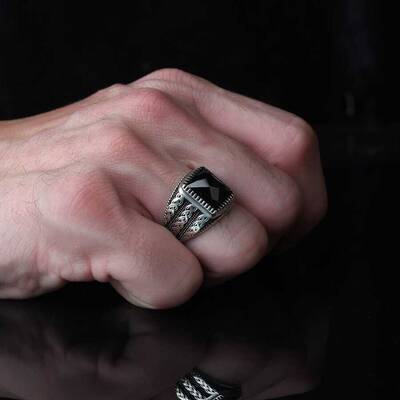 925 Sterling Silver Men's Ring With Zircon Stone - 3