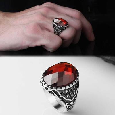 925 Sterling Silver Men's Ring With Zircon Stone - 1