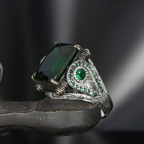 925 Sterling Silver Men's Ring With Zircon Stone - 1