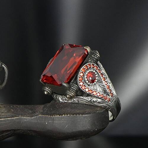 925 Sterling Silver Men's Ring With Zircon Stone - 1