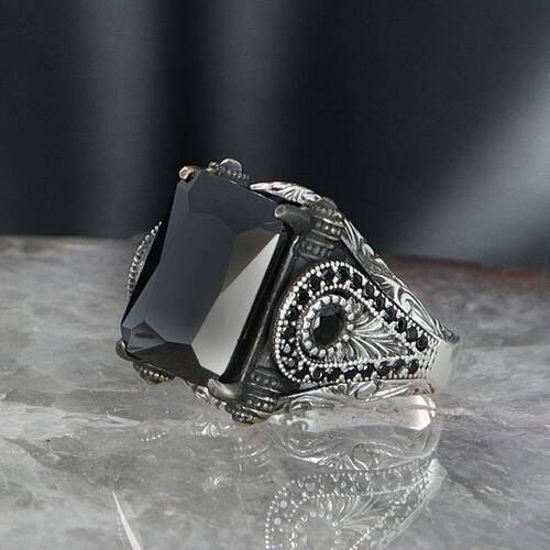 925 Sterling Silver Men's Ring With Zircon Stone - 1