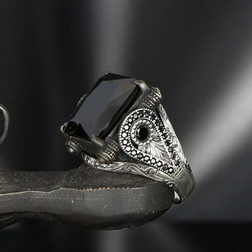 925 Sterling Silver Men's Ring With Zircon Stone - 2