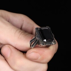 925 Sterling Silver Men's Ring With Zircon Stone - 3