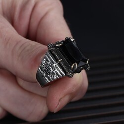 925 Sterling Silver Men's Ring With Zircon Stone - 3