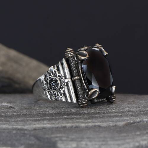 925 Sterling Silver Men's Ring With Zircon Stone - 1