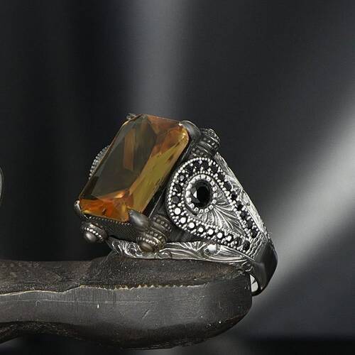 925 Sterling Silver Men's Ring With Zultanite Stone - 1