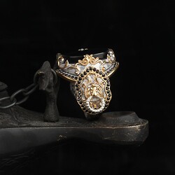 Silver Men's Ring With Rhodium Plated Onyx Stone And Lion Symbol - 2