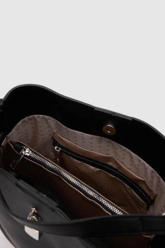 حقيبة كتف تريندبريز بقفل أسود - 3