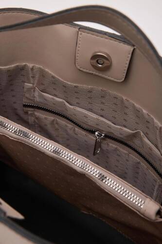 Trendbreez Locked Beige Shoulder Bag - 6