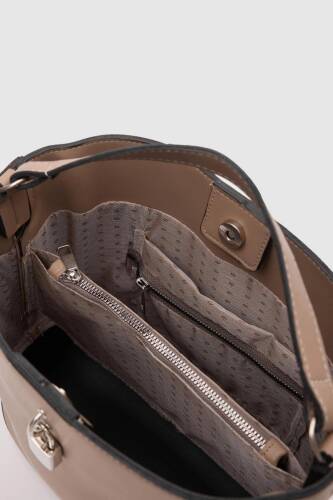 Trendbreez Locked Mink Shoulder Bag - 3