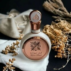 عطر لطافة فخر ورد أو دو بارفان ١٠٠ مل للنساء - 4